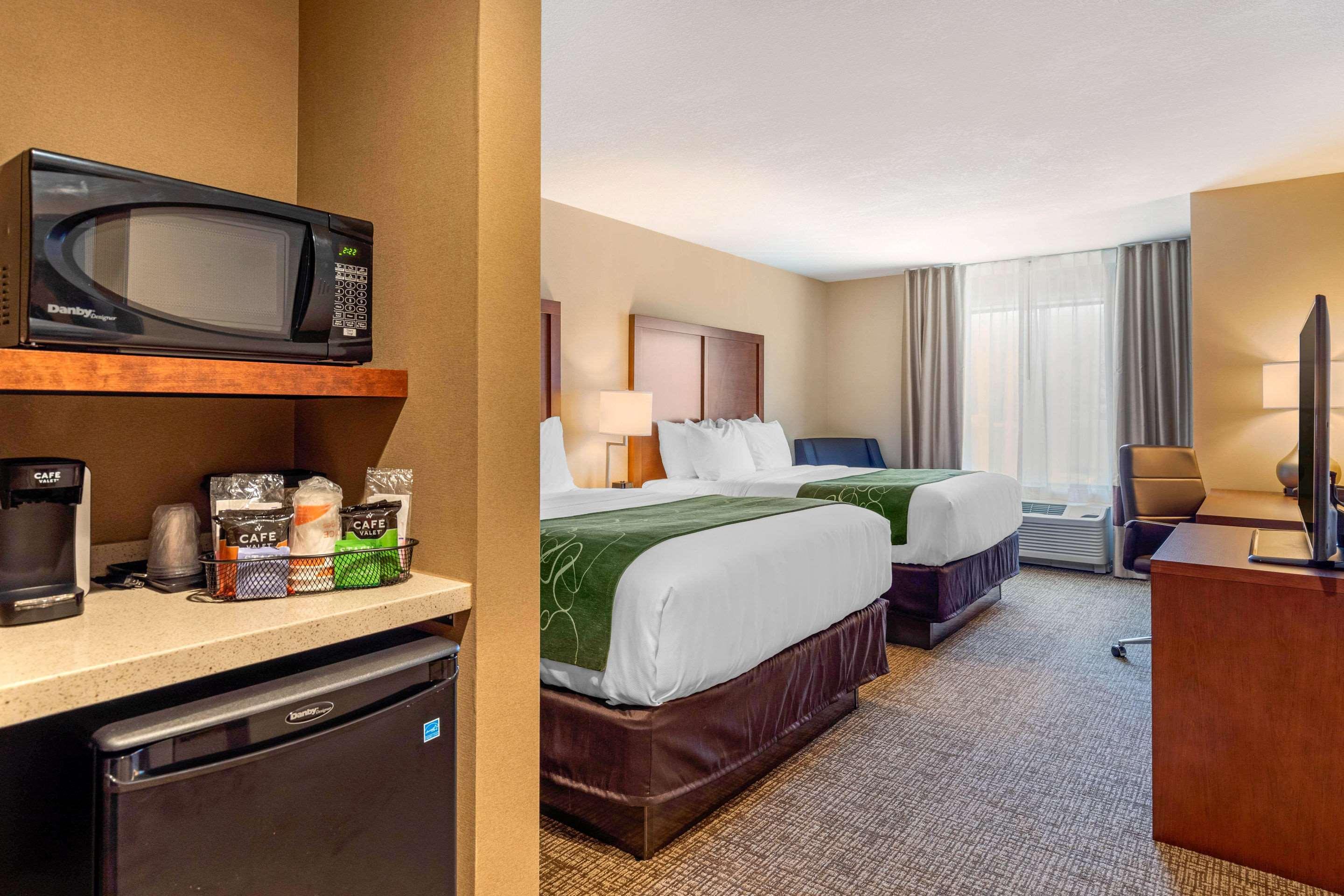 Comfort Inn & Suites Schenectady - Scotia Экстерьер фото