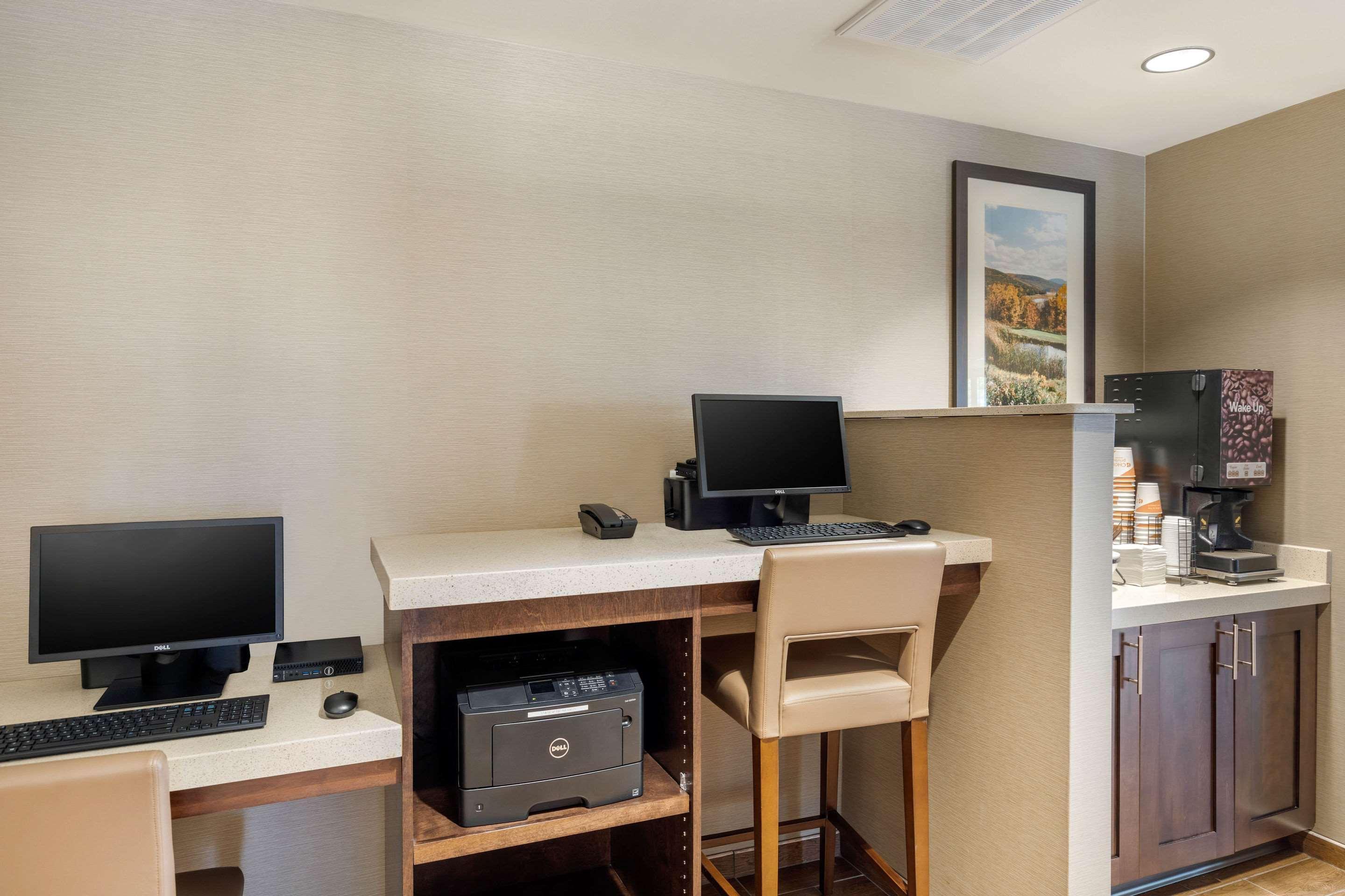 Comfort Inn & Suites Schenectady - Scotia Экстерьер фото